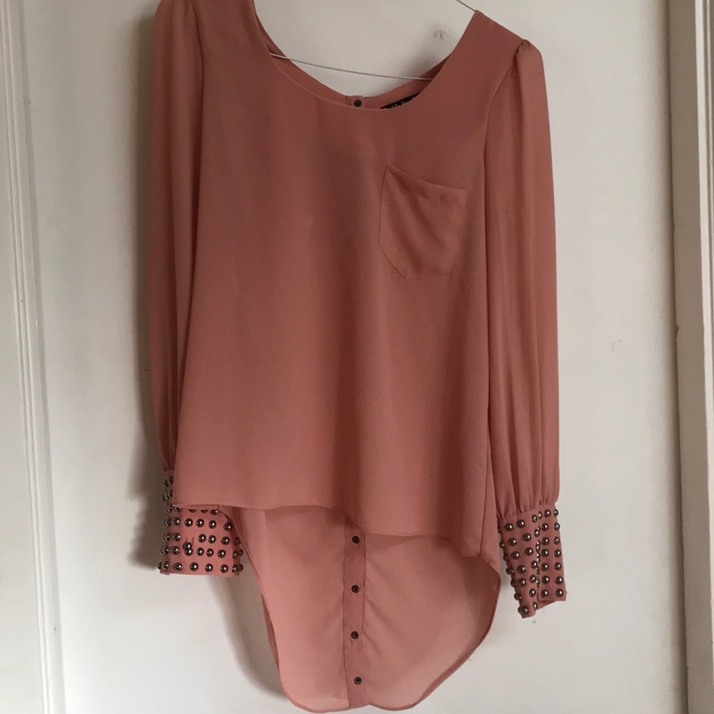 Women’s dressy top